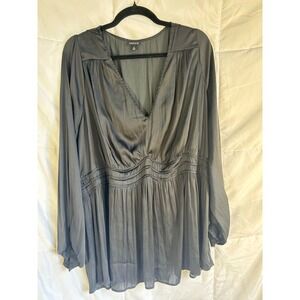 TORRID Black V Neck Smocked Waist Long Sleeve Blouse Top Size 4